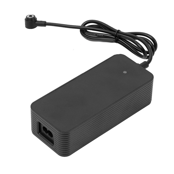 CARGADOR PATINETE XIAOMI PRO 4