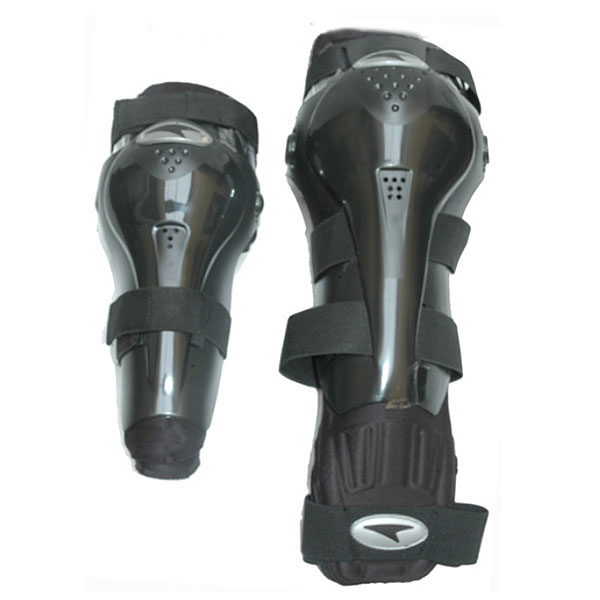 CONJUNTO RODILLERA-CODERA EN NEGRO