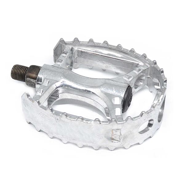 40686 PEDAL DE BMX DE ROSCA 9/16" EN PLATA